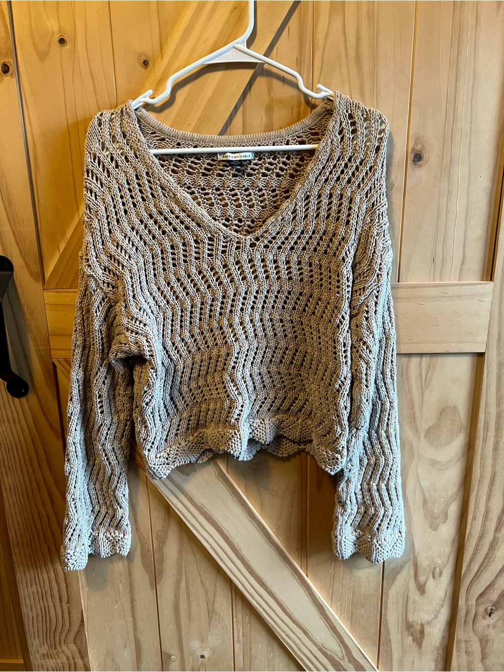 American Eagle Open-Weave V-Neck Cropped Sweater in Taupe Size S Boho Beach